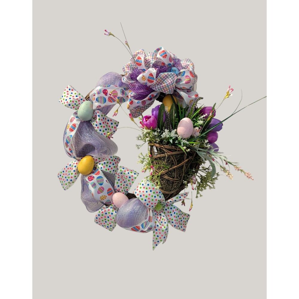 Handmade    A Tiskit a Tasket an Easter basket grapevine wreath form